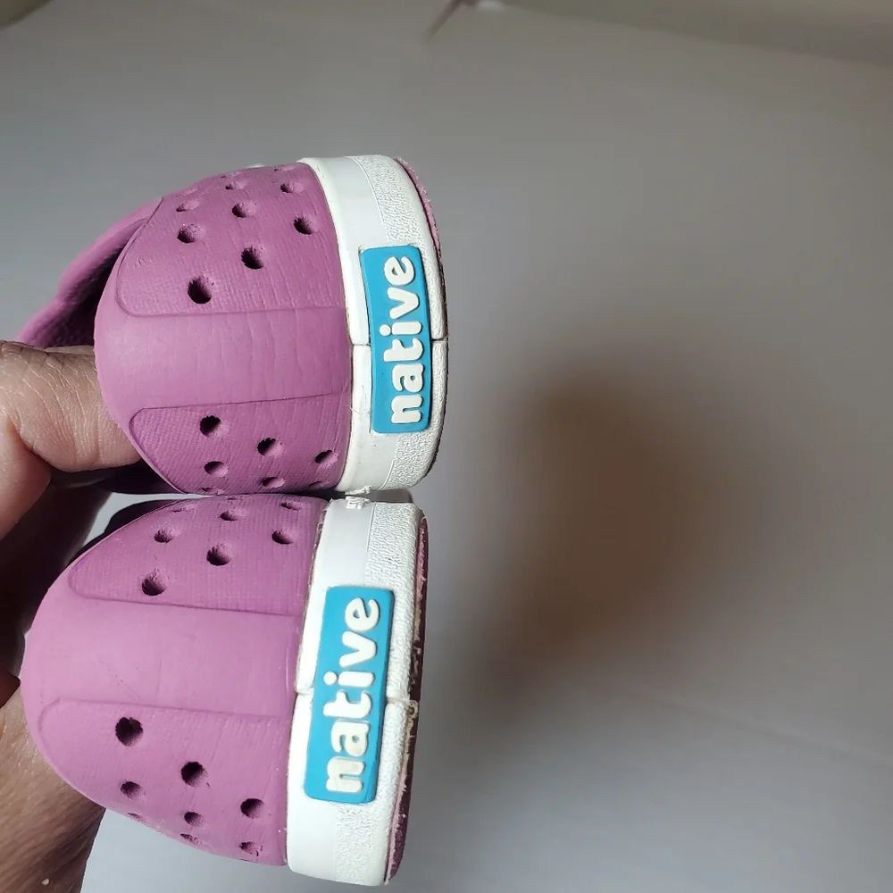 Native Jefferson Kids Slip-On Shoes Size C6 Purple WhiteLightweight Washable